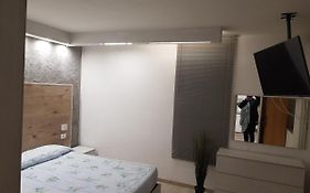 Massaro Apartments Via Bramante